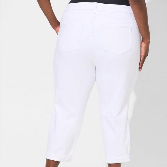 ❤️NWT VINTAGE TORRID JEAN - BOYFRIEND STRAIGHT, STRETCH, MID-RISE CROP PLUS SIZE - Picture 3 of 12